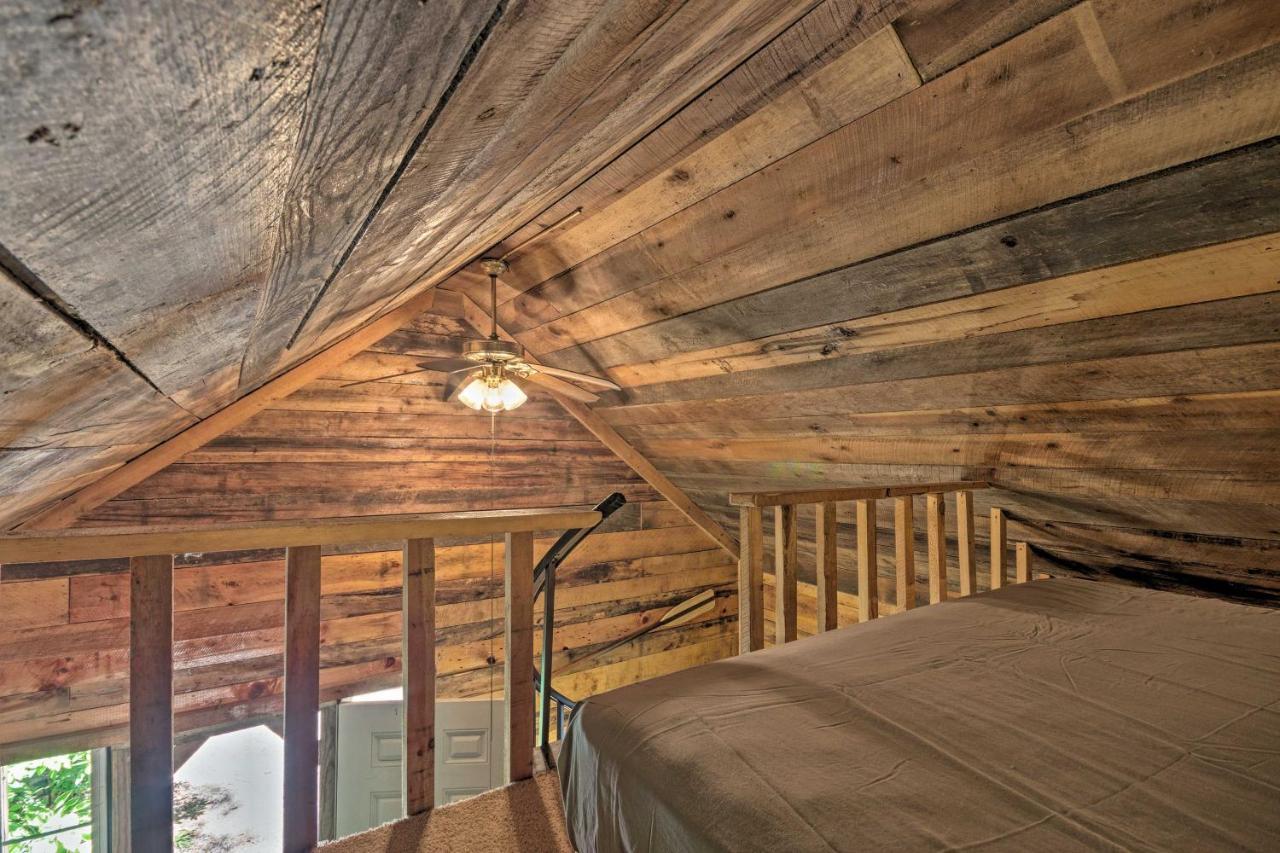 Creekside Cabin With Deck In Pisgah Forest! Barnardsville ภายนอก รูปภาพ
